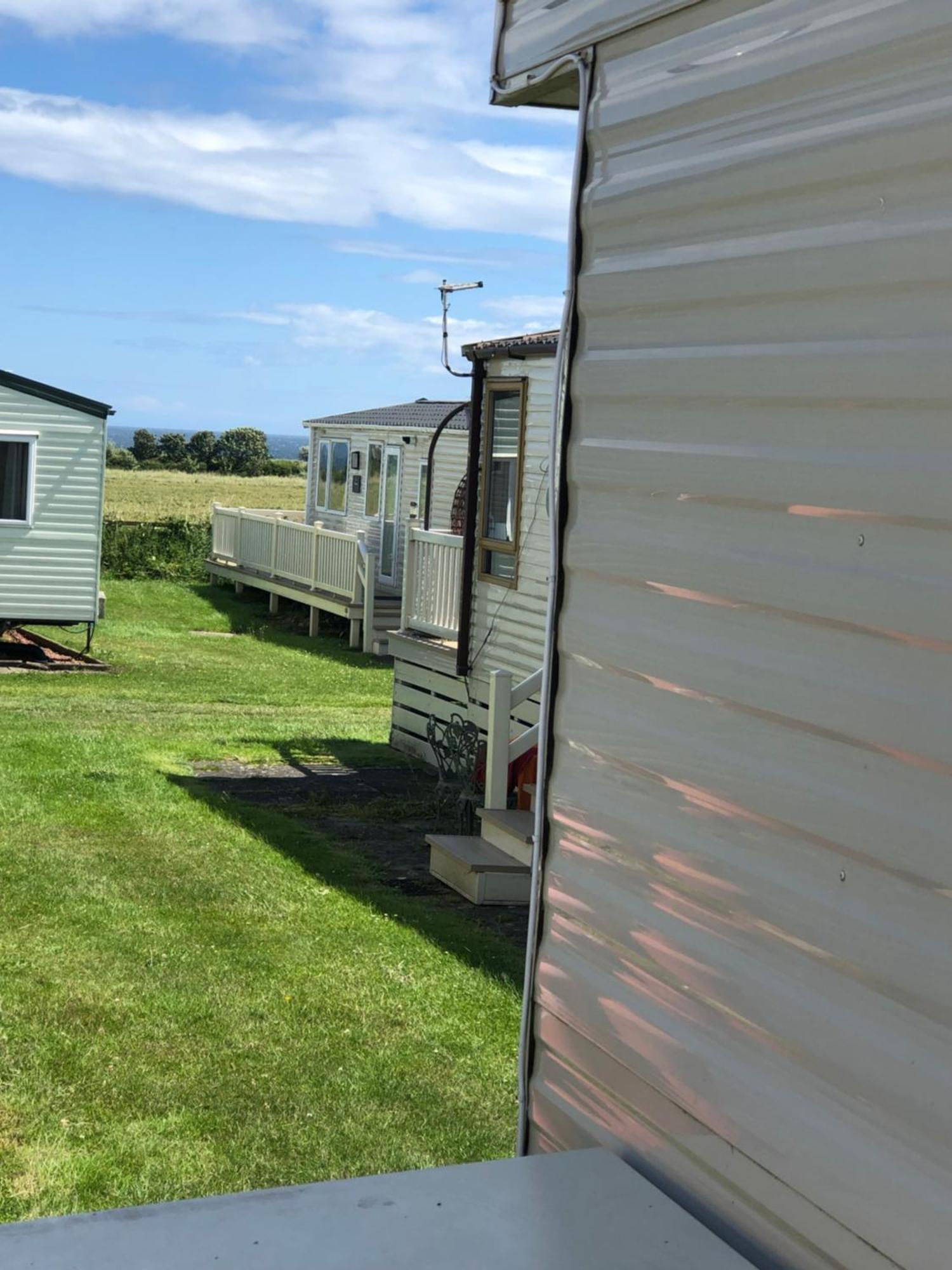 Отель Jules Holiday Caravan Hartley Экстерьер фото